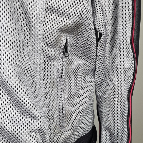 Harley-Davidson Women’s 2-in-1 Leather Riding Jacket – Embroidered Heart & Roses - Picture 8 of 11